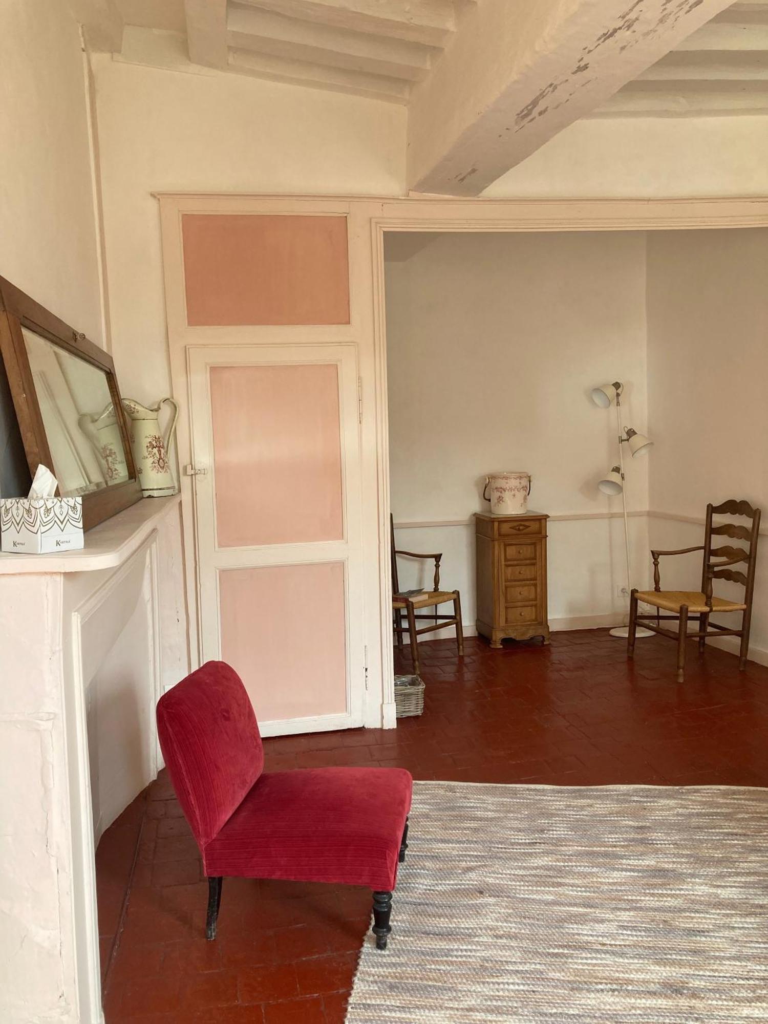Sur Les Ailes Du Papillon-La Suite Saint-Sauveur-en-Puisaye Exterior photo